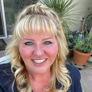 Meet your Posher, Sandi